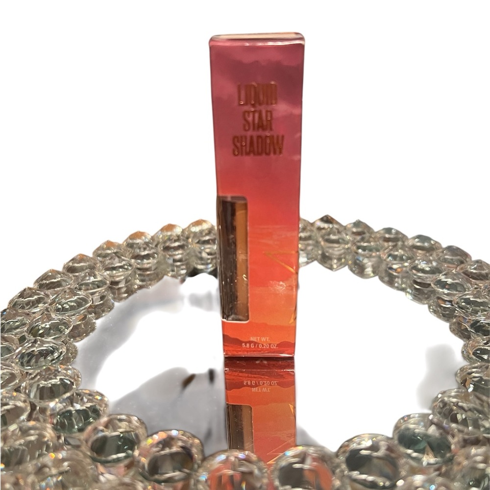 Jeffree Star Liquid Star Shadow November Baby. NIB